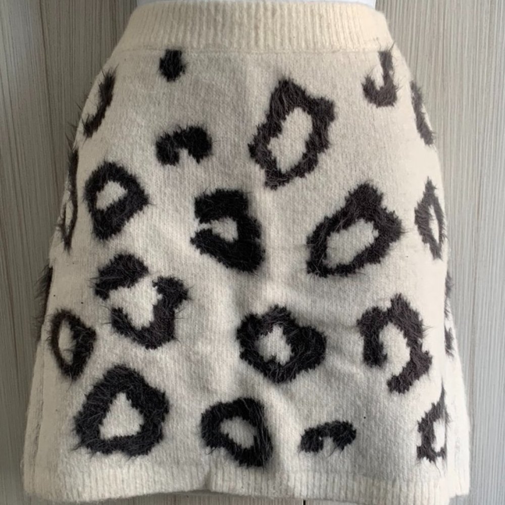 Lou & Grey Winter Print Skirt